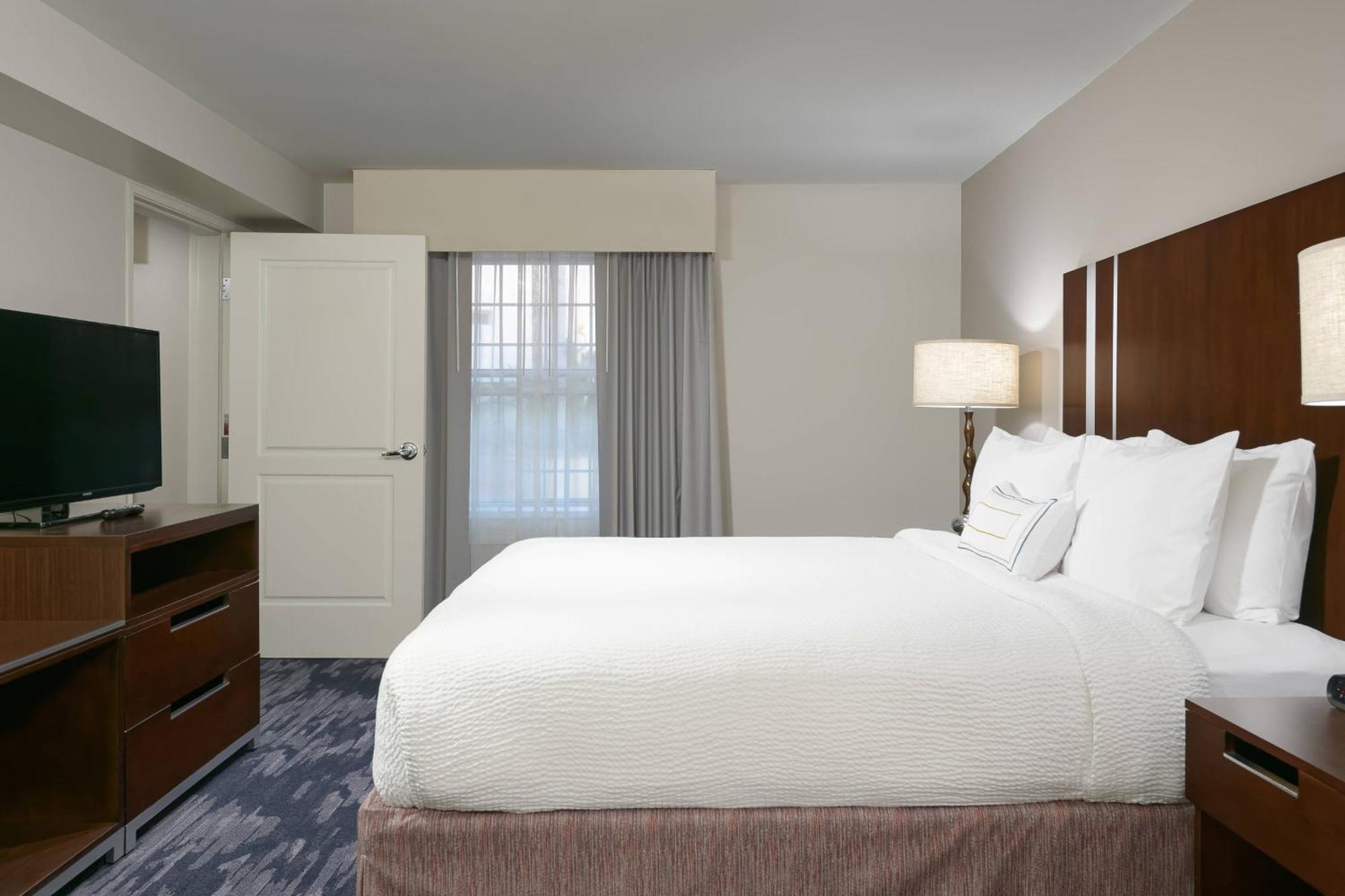 Fairfield Inn & Suites San Diego Old Town Екстер'єр фото
