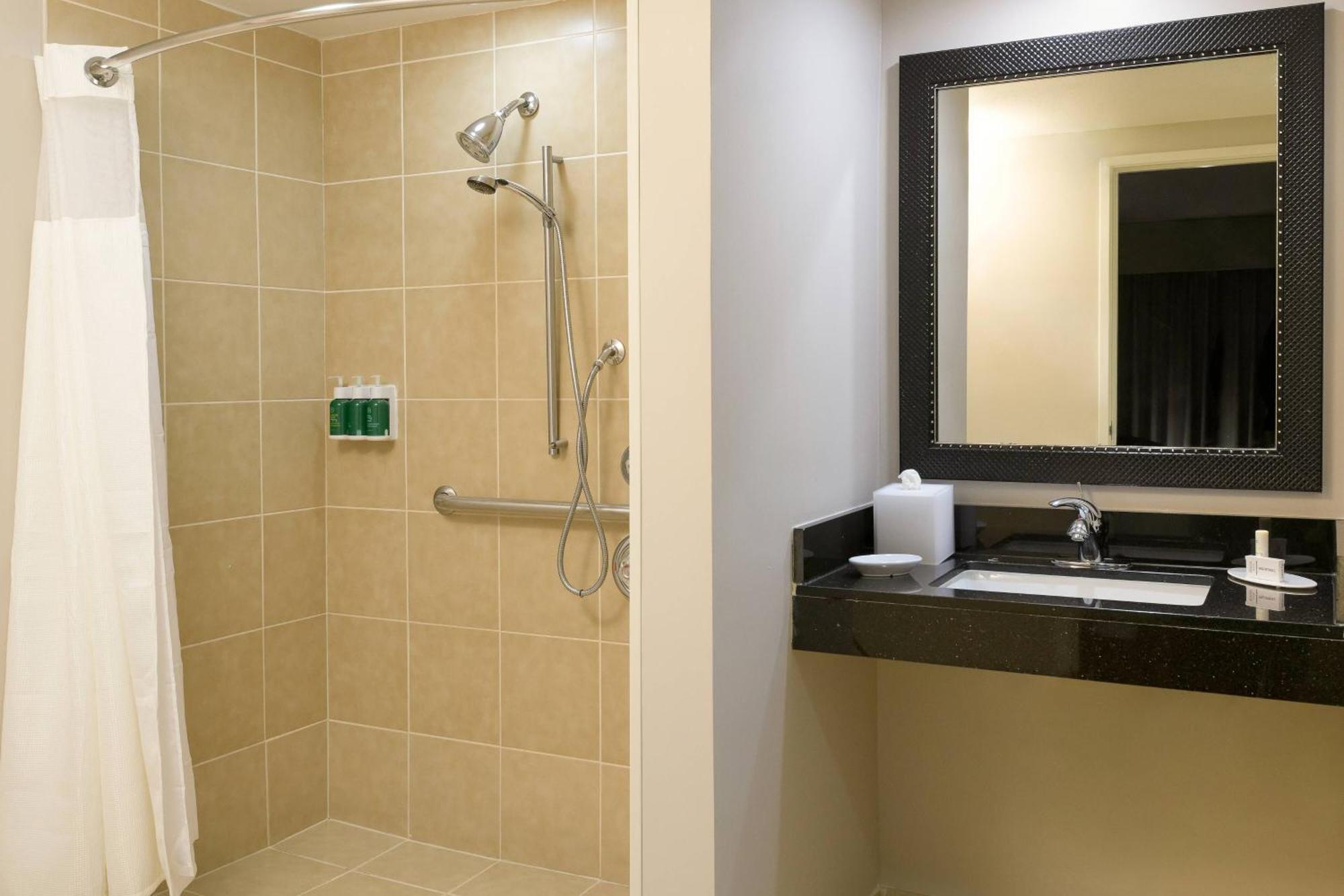 Fairfield Inn & Suites San Diego Old Town Екстер'єр фото