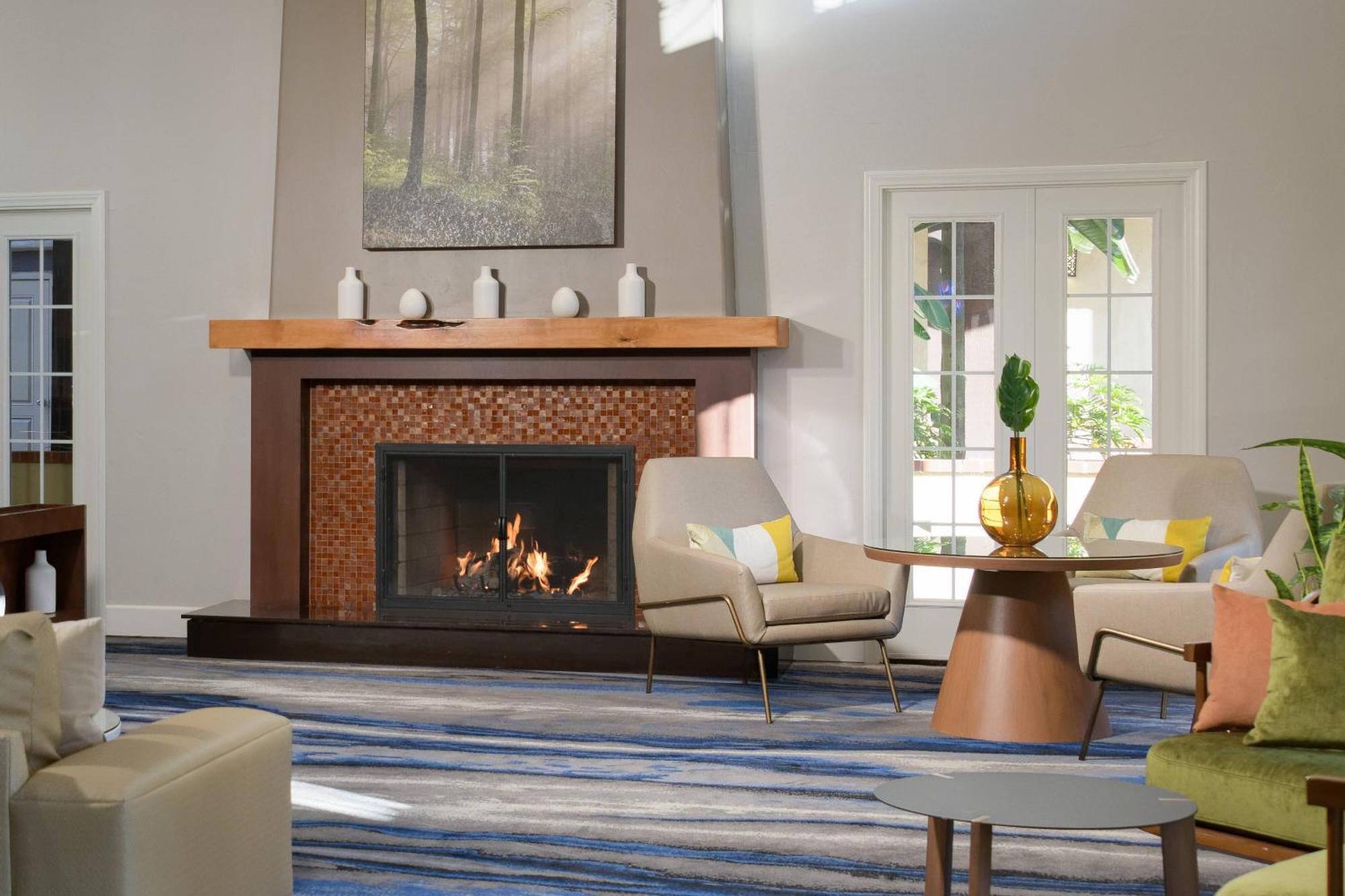 Fairfield Inn & Suites San Diego Old Town Екстер'єр фото