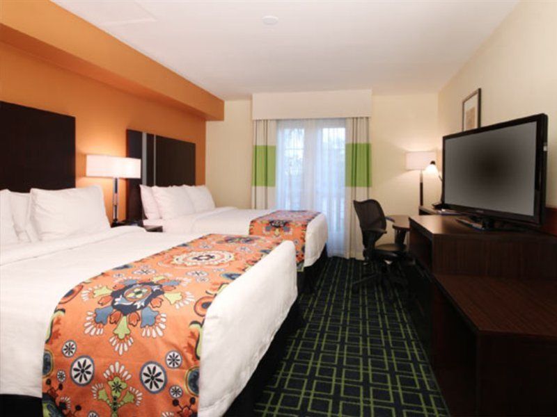 Fairfield Inn & Suites San Diego Old Town Екстер'єр фото